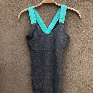 Lululemon racerback top with built in bra